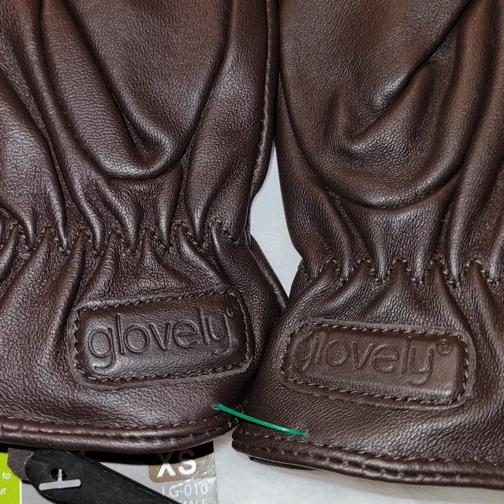 glove ly women